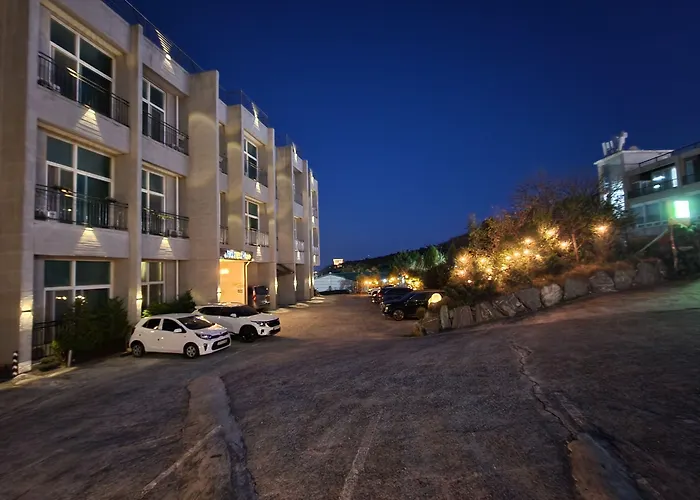 Hotel Hue Loft